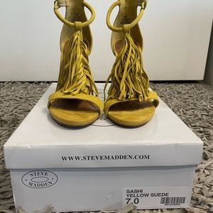 Steve Madden, sashi, yellow suede heels